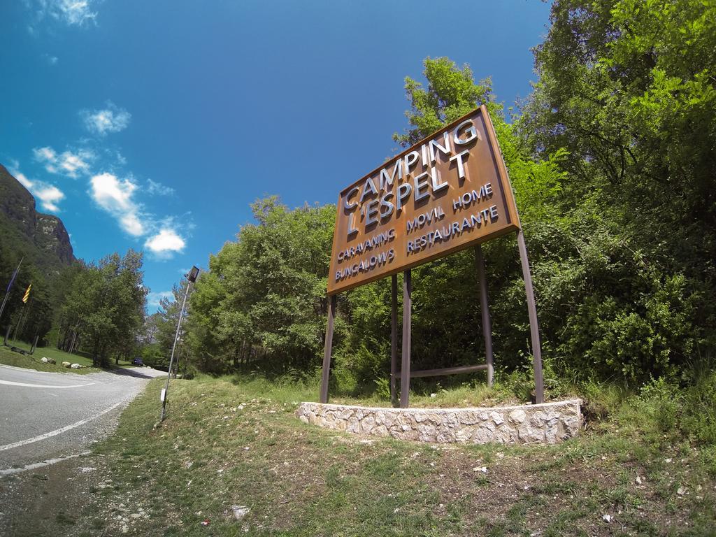 Camping L'Espelt La Pobla de Lillet Exterior foto