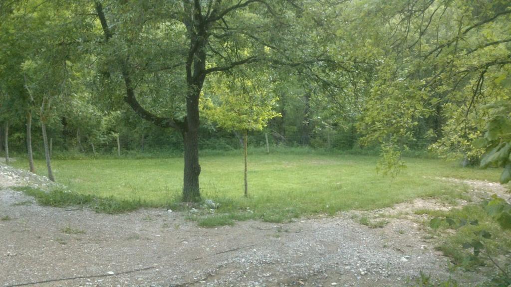 Camping L'Espelt La Pobla de Lillet Exterior foto
